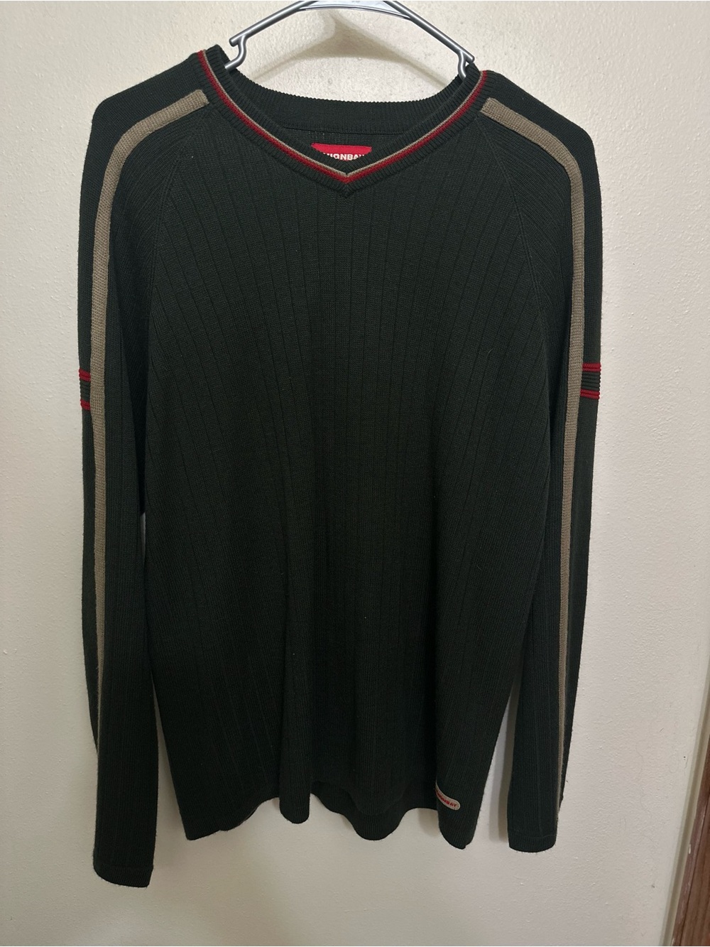 UNIONBAY Dark Green V‑Neck Sweater with Beige and Red Stripe Details